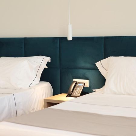 Volmar Hotel Durrës Eksteriør billede